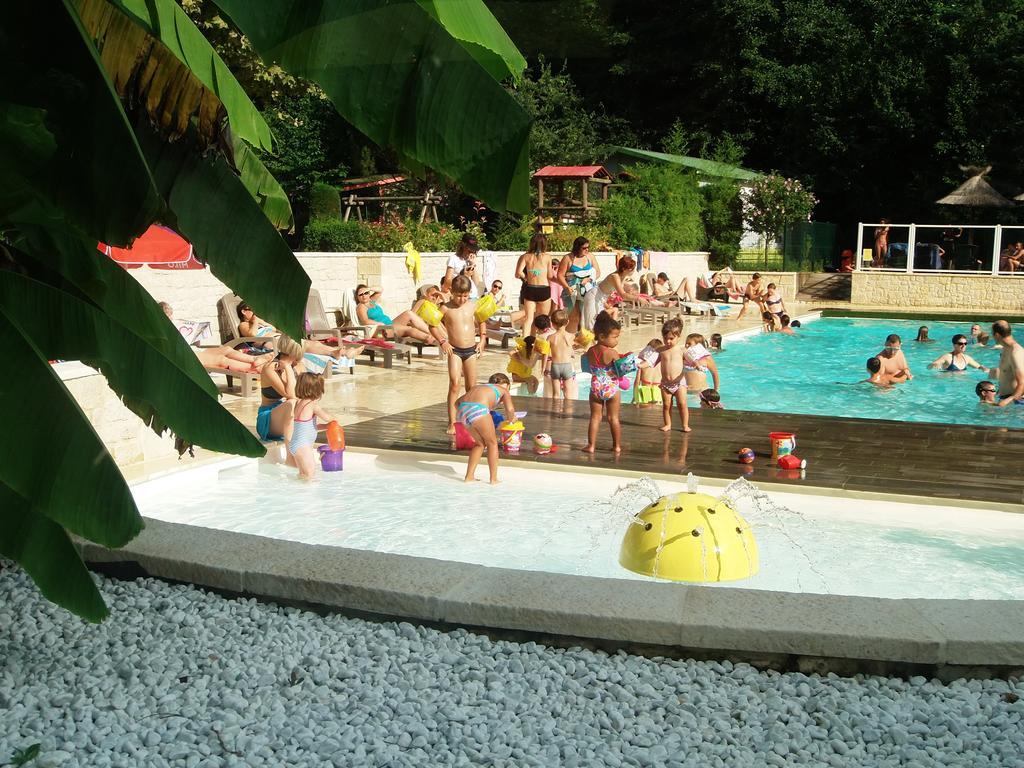 Camping Les Sources Saint-Jean-du-Gard Eksteriør billede
