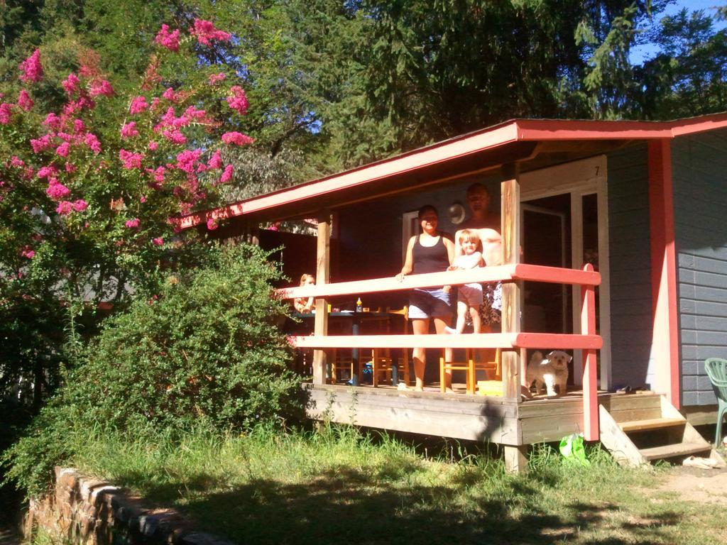 Camping Les Sources Saint-Jean-du-Gard Eksteriør billede