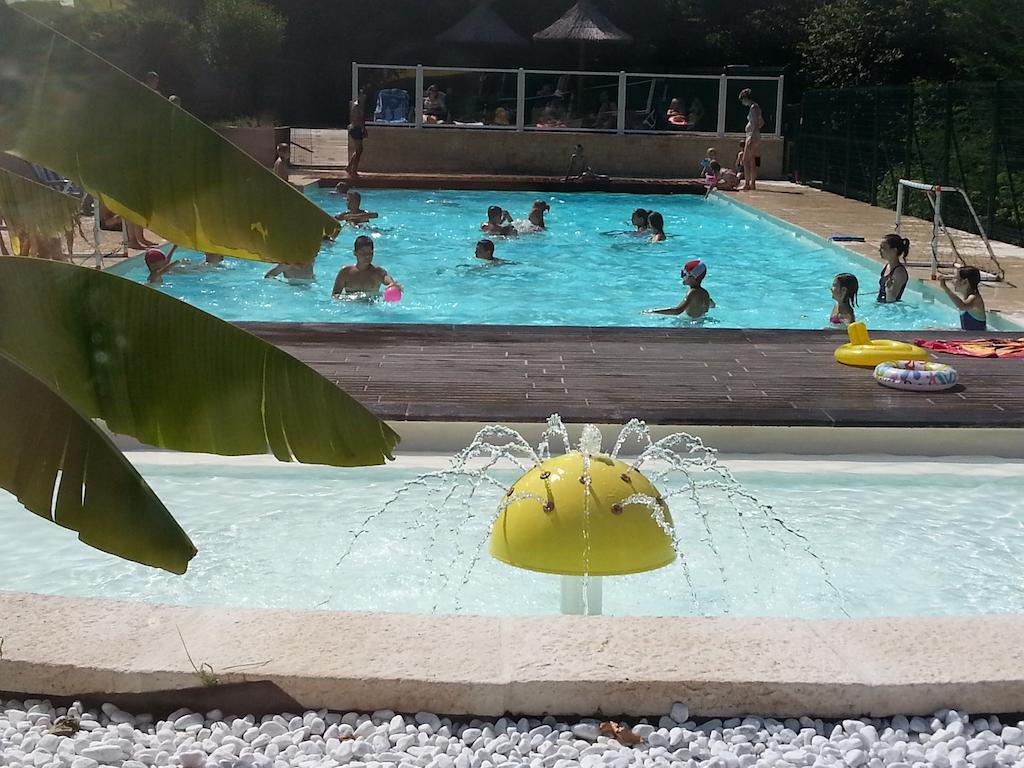 Camping Les Sources Saint-Jean-du-Gard Eksteriør billede