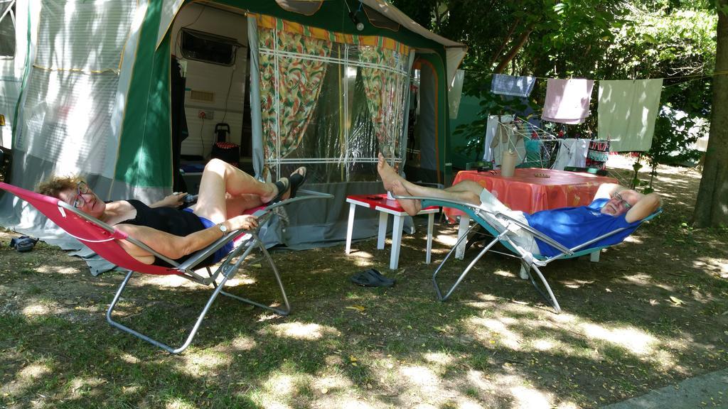 Camping Les Sources Saint-Jean-du-Gard Eksteriør billede